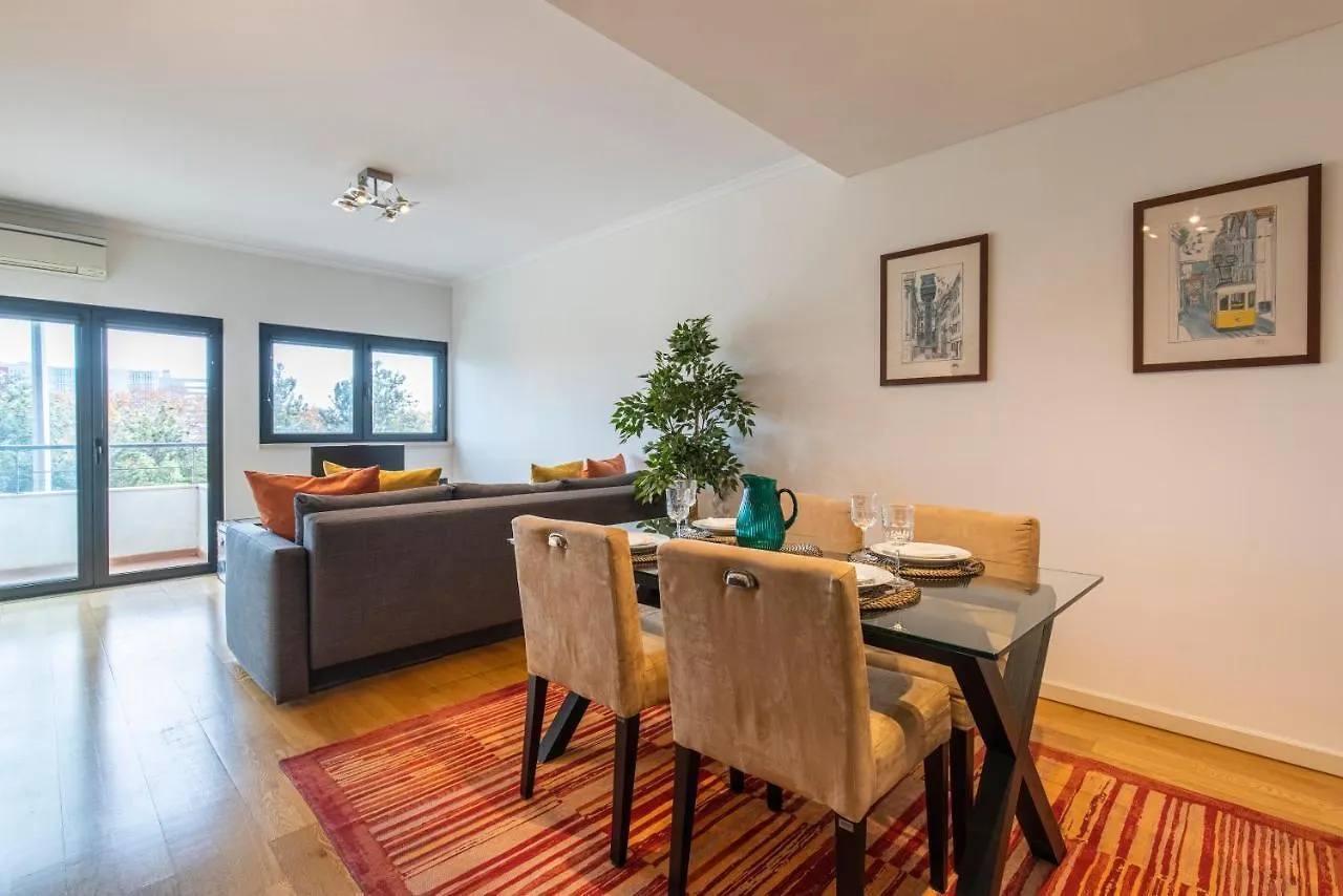 Fancy Apartment W/Metro At Doorstep By Lovelystay Lissabon 0*,  Portugal