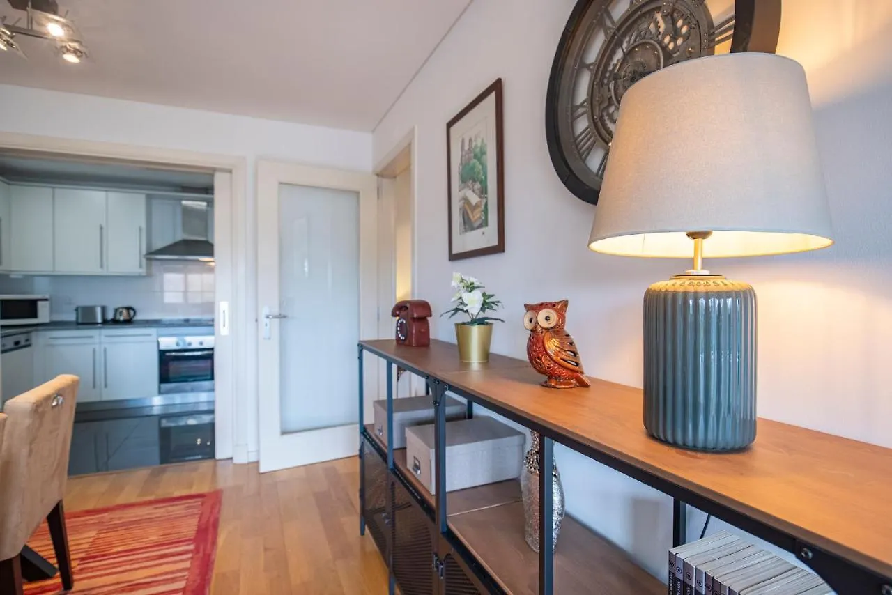 Fancy Apartment W/Metro At Doorstep By Lovelystay Lissabon