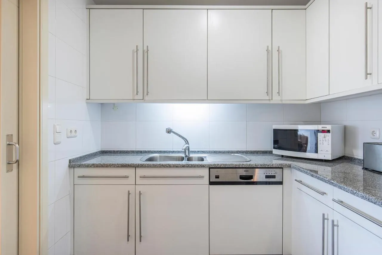 Fancy Apartment W/Metro At Doorstep By Lovelystay Lissabon